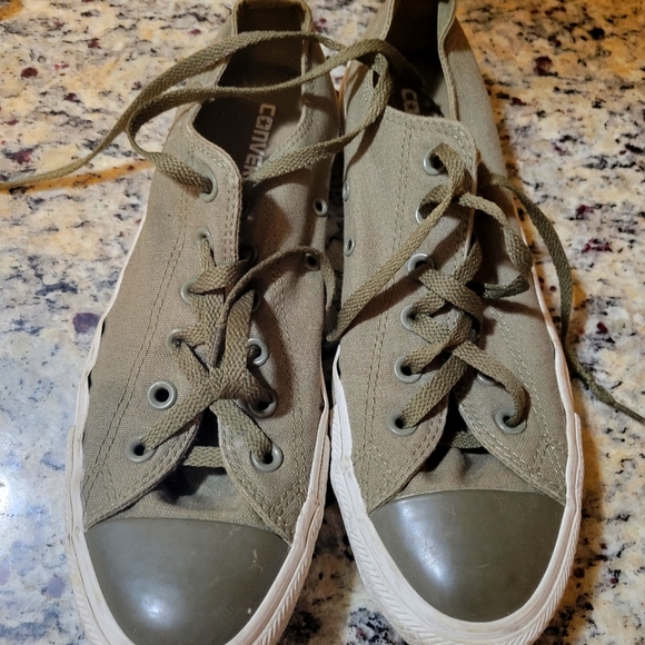 Unisex Converse Sneakers
